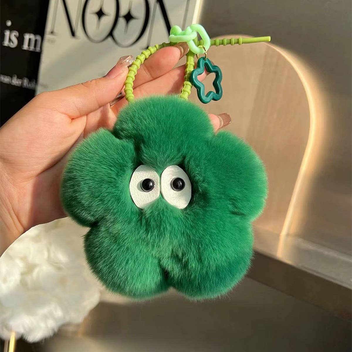 CUTE FLOWER PLUSH BALL BAG CAR KEYCHAIN PENDANT_CWMM2532