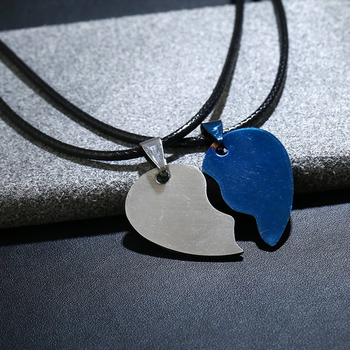 DETACHABLE HEART STAINLESS STEEL NECKLACE_CWMM4604