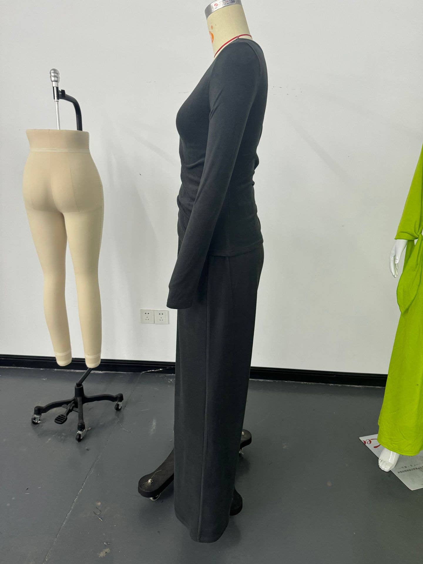 Solid-Color Long-Sleeved Wide-Leg Long Pants Set