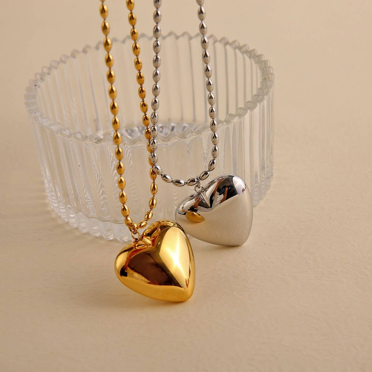 MODERN STAINLESS STEEL HEART PENDANT NECKLACE_CWMM8877