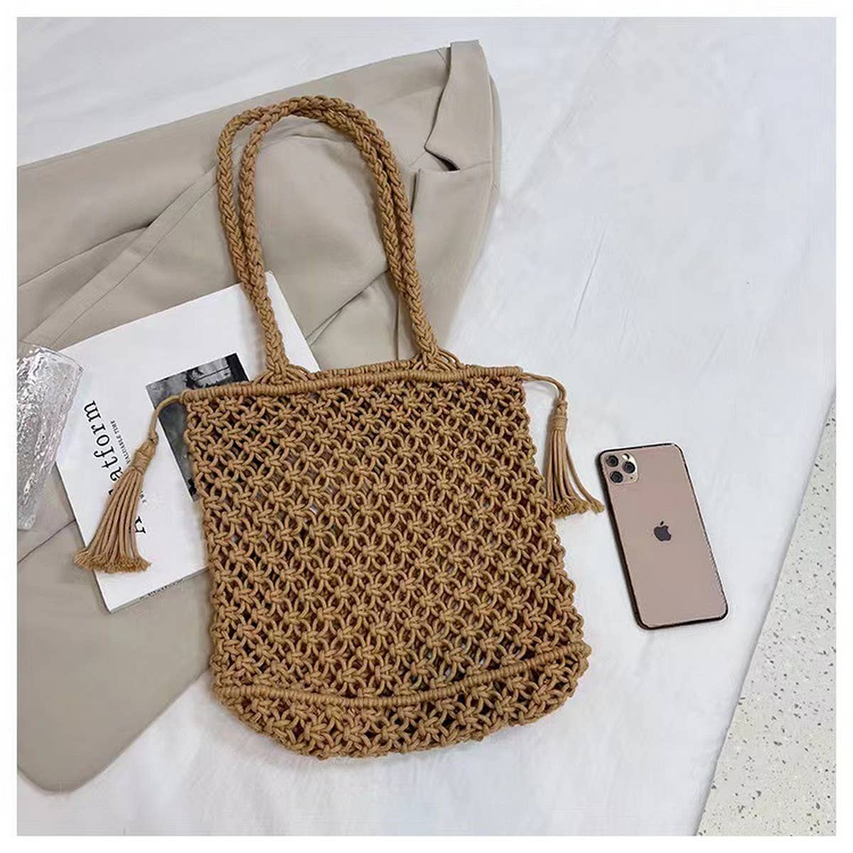 NEW STYLE HOLLOW SHOULDER TASSEL BEACH STRAW BAG_CWAB1862