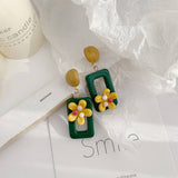 FASHIONABLE AND FRESH RESIN FLOWER EARRINGS_CWAJE1629
