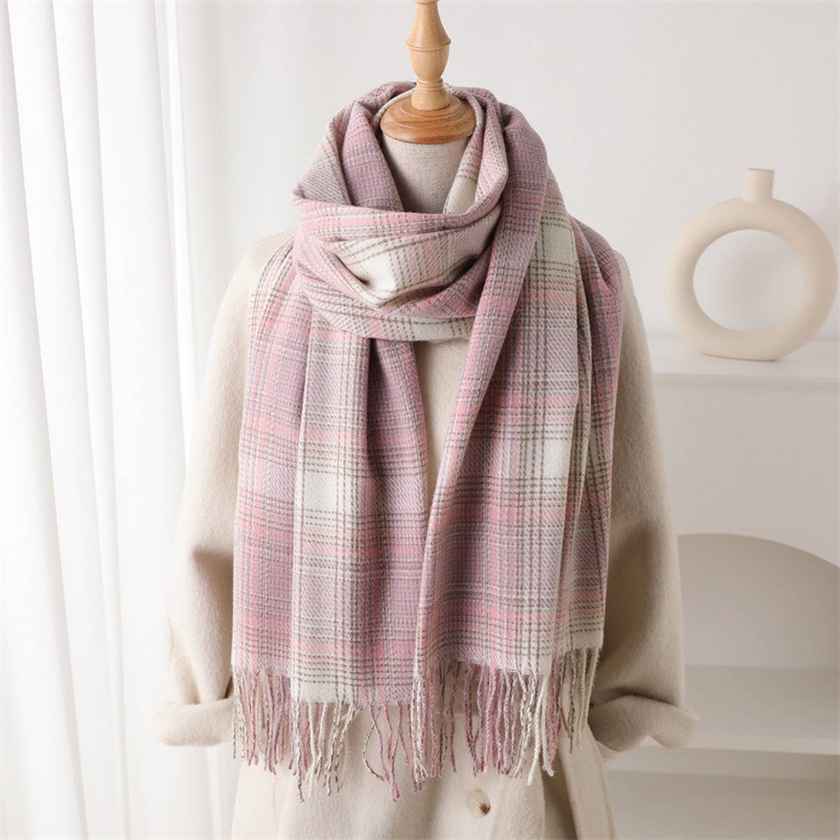 ARTISTIC PLAID TASSEL SCARF FOR FALL AND WINTER_CWASC2762