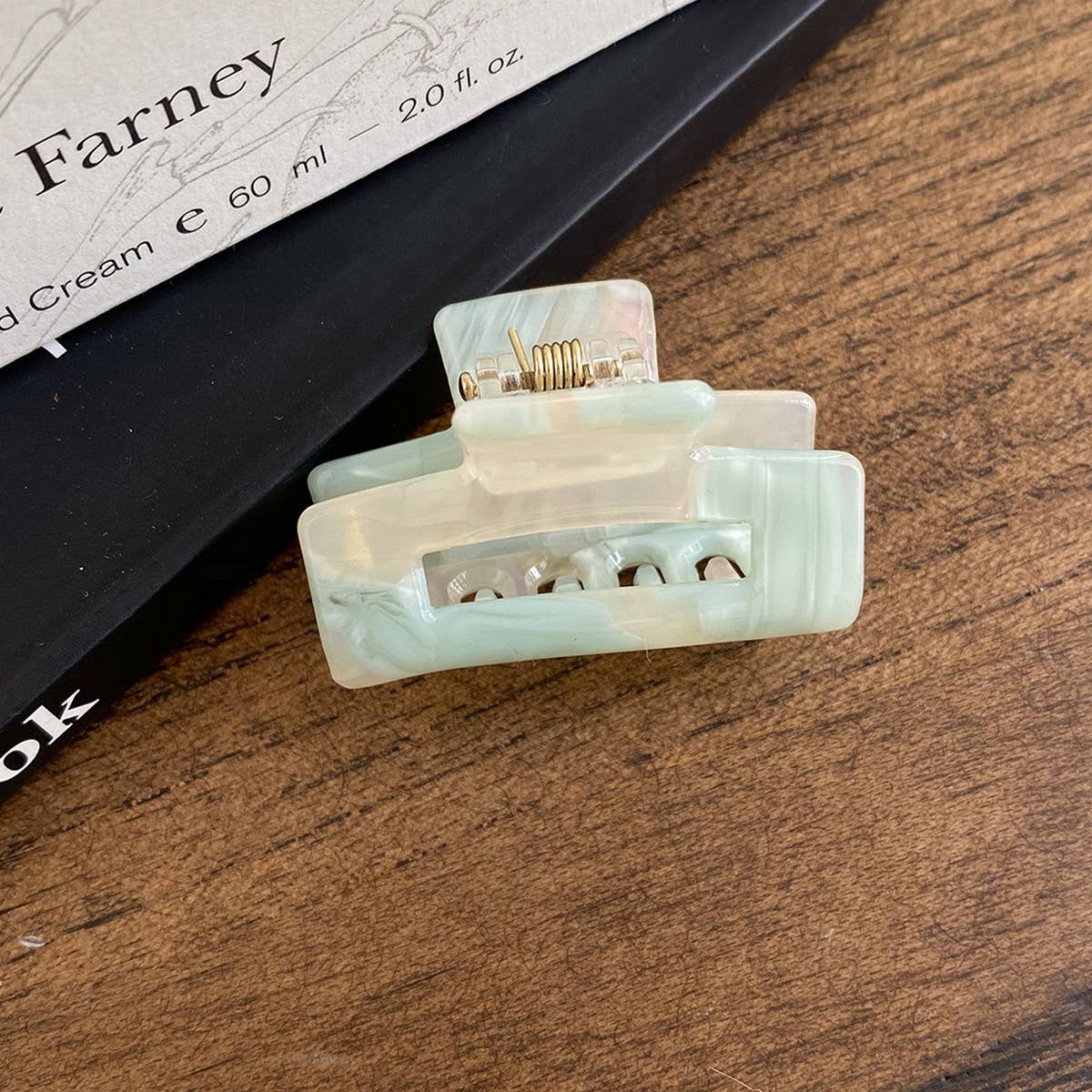 RECTANGULAR VINTAGE INS STYLE MEDIUM HAIR CLIP_CWAHA5749