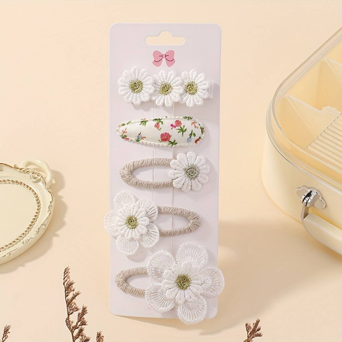 FRESH DAISY HAIR CLIP SET HANDMADE FABRIC CLIPS_CWAHA6712