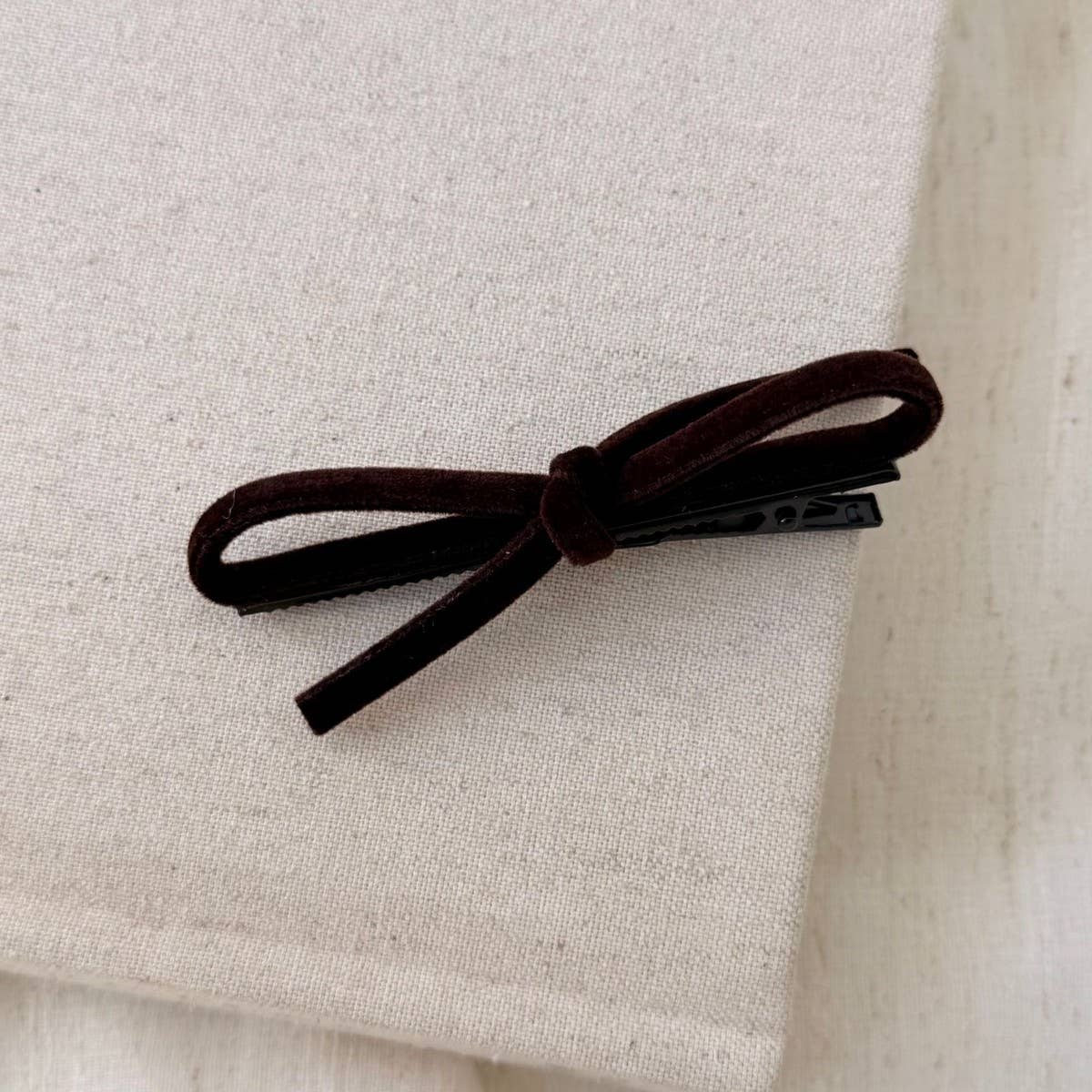 Velvet Bow Side Hair Clip Princess Design_Cwaha08048