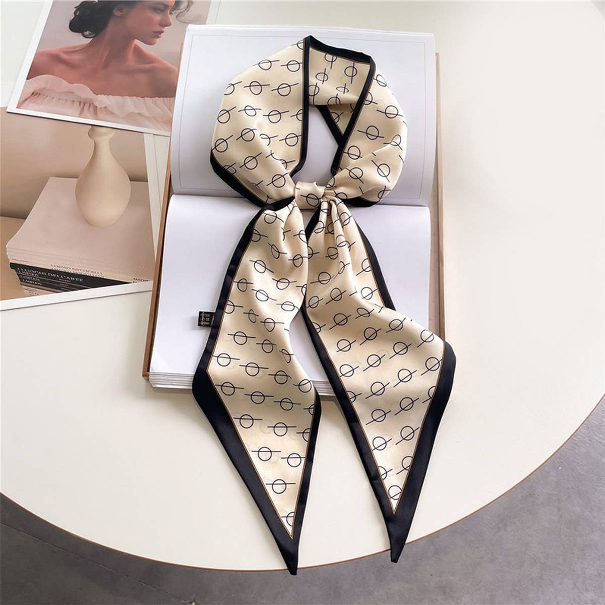 FASHIONABLE DOUBLE LAYER RIBBON ANGLED HEAD SCARF_CWASC1515