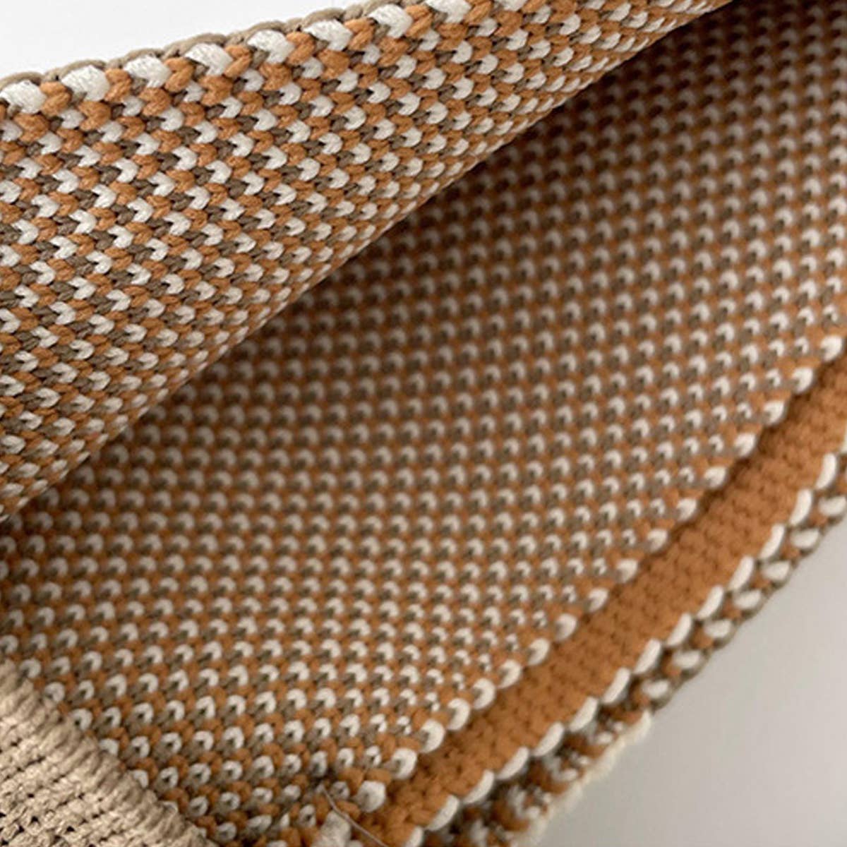 SIMPLE COLOR BLOCK KNITTED SHOULDER HANDBAG_CWAB1497