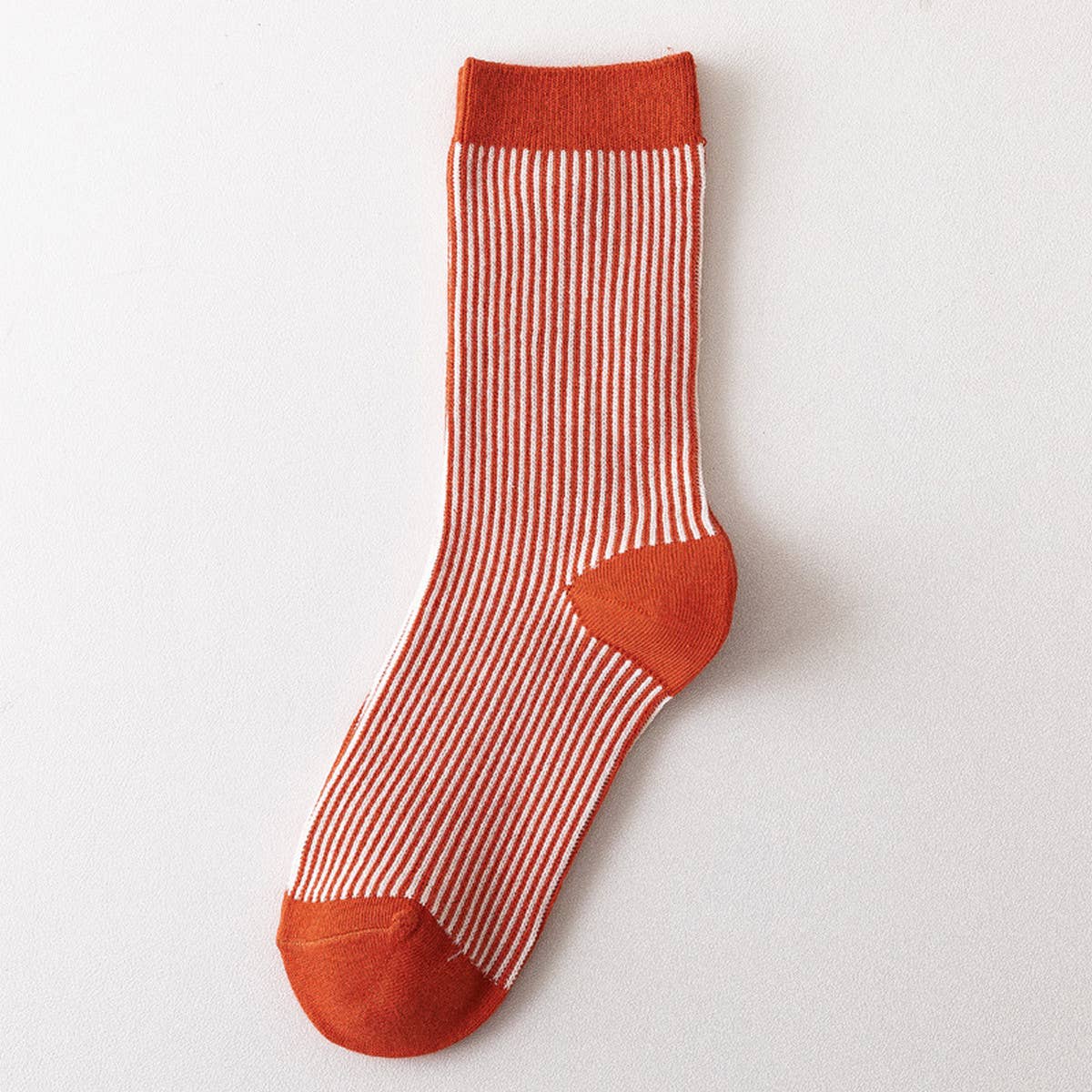 SIMPLE STRIPED MID CALF SOCKS_CWMS0662