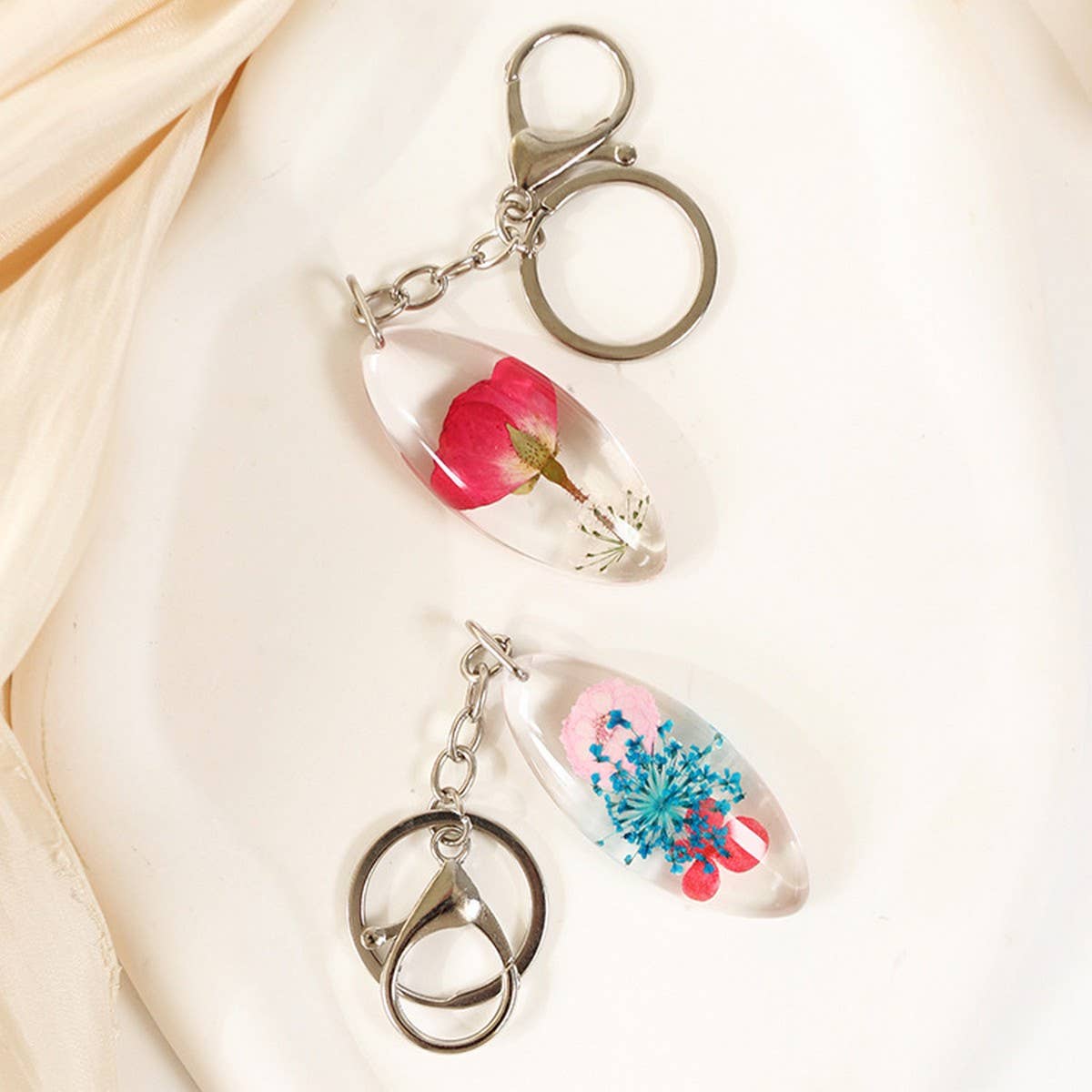 NEW DRIED FLOWER SPECIMEN CAR KEYCHAIN PENDANT_CWMM3713