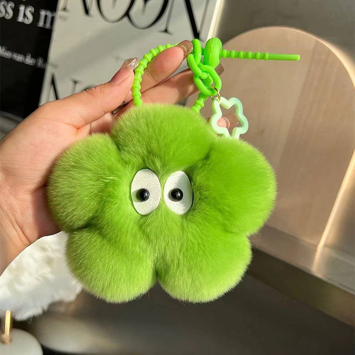 CUTE FLOWER PLUSH BALL BAG CAR KEYCHAIN PENDANT_CWMM2532