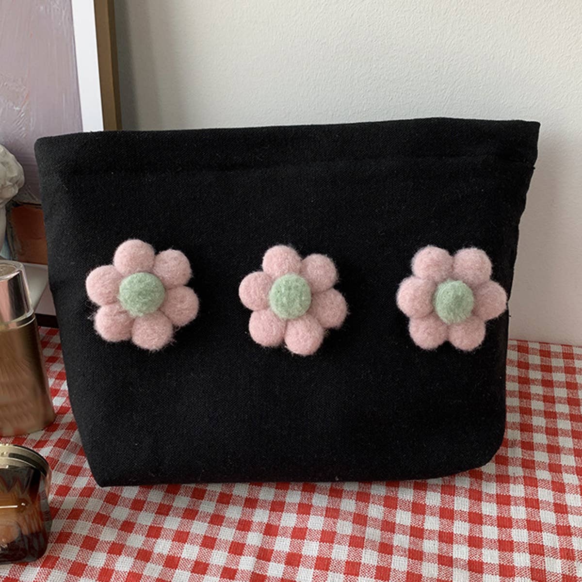 THREE DIMENSIONAL FLOWER CARRY ON COSMETIC BAG_CWAB2145