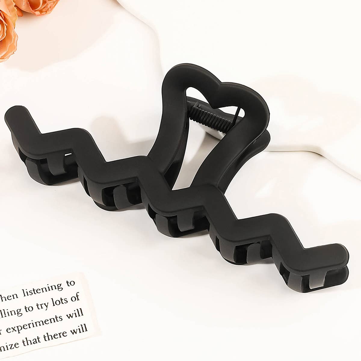 Frosted Wavy Large Hair Clip_Cwaha0930