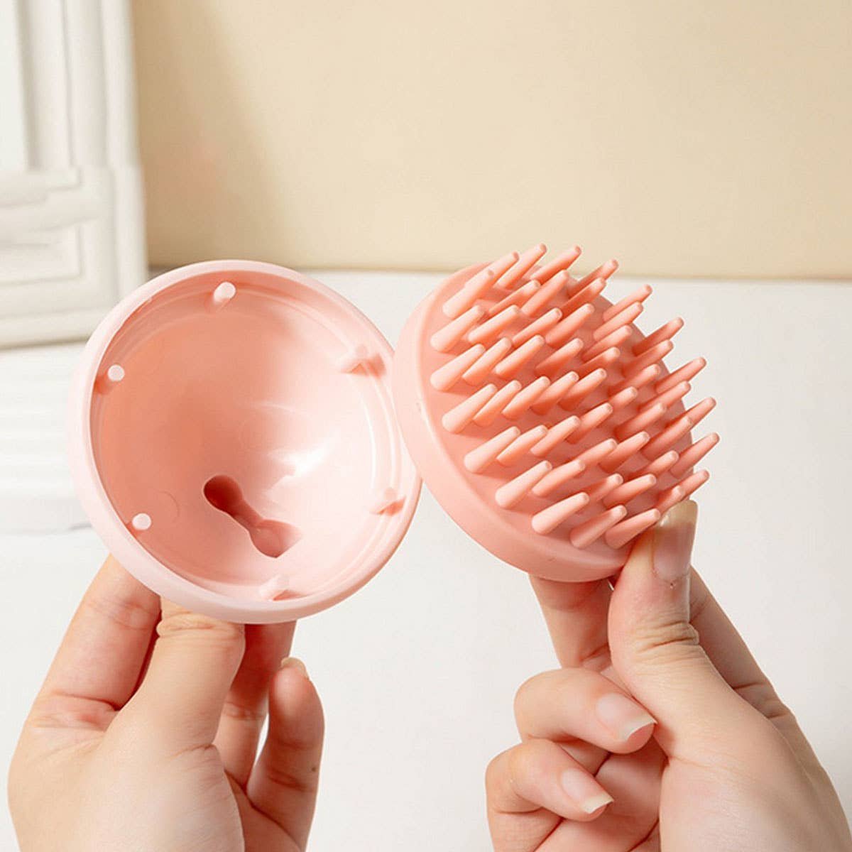 Cwmm6943_Wet And Dry Brush For Cleaning And Itching Relief