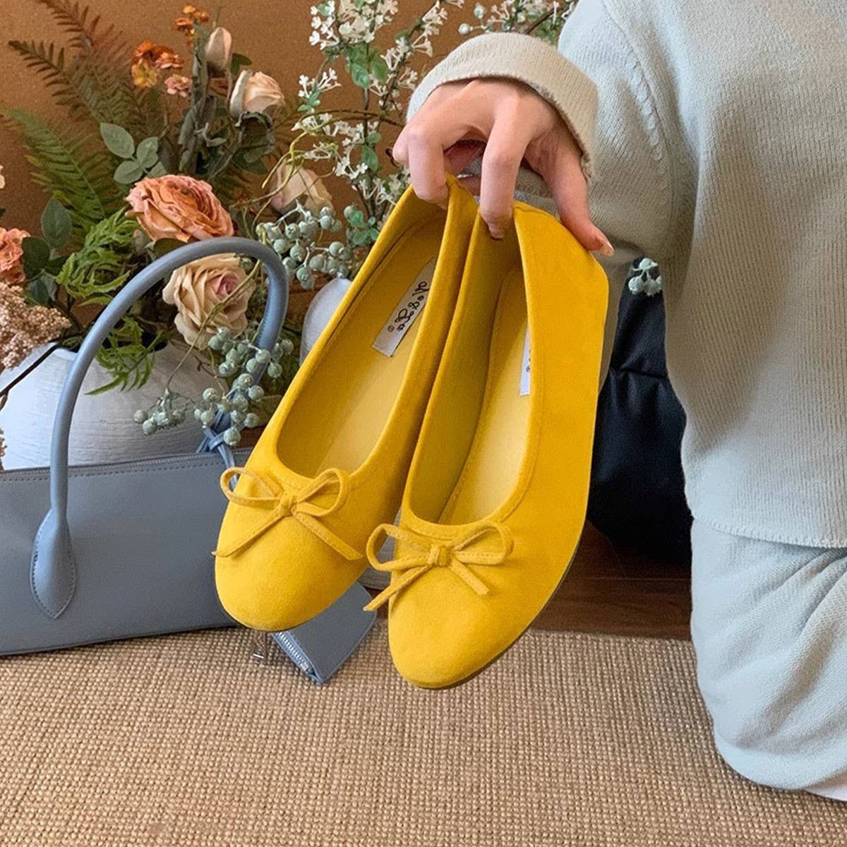 Yellow Platform Slip-On Loaf Vintage Style_Cwshf0142