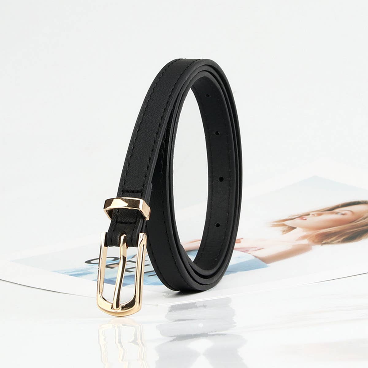 Cwabe0915_Simple And Versatile Thin Belt
