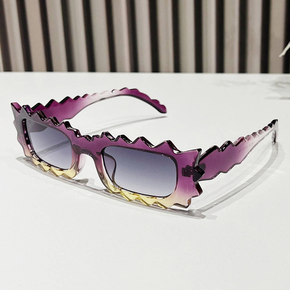 PERSONALIZED LACE IRREGULAR SUNGLASSES_CWASG0416