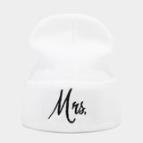 MRS MR EMBROIDERED KNITTED HAT FOR MEN AND WOMEN_CWASC1479