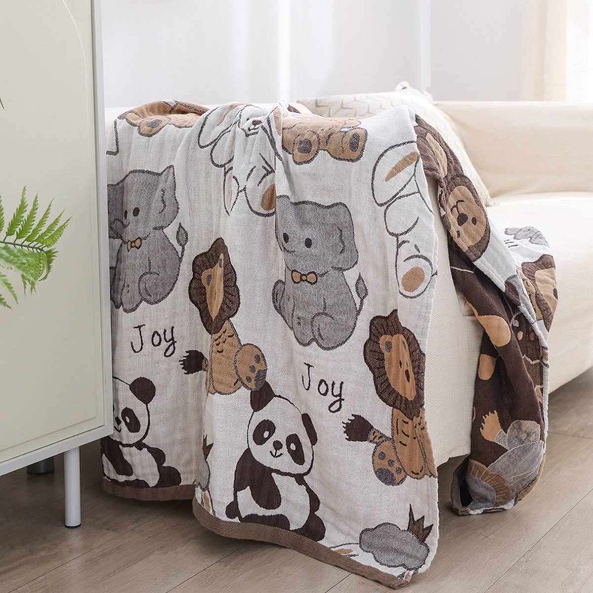 CARTOON ABSORBENT QUICK DRYING GAUZE BATH TOWEL_CWMM1618