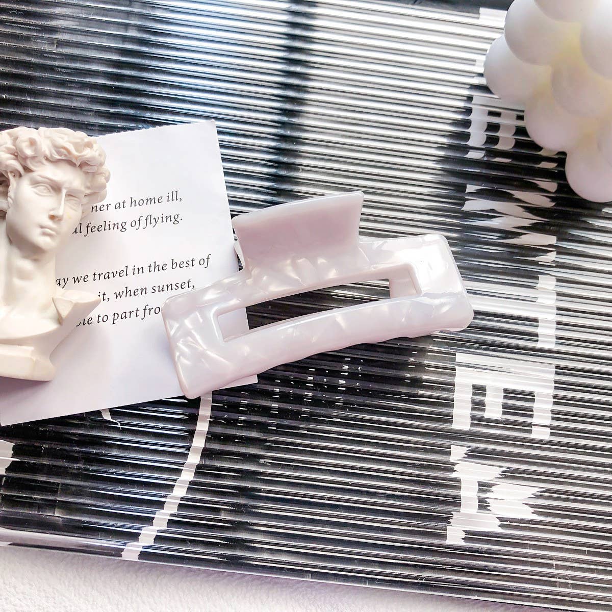ELEGANT SQUARE HAIR CLAW MEDIUM ACETATE CLIP_CWAHA1483