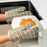 INSULATED HEAT RESISTANT COOKING SINGLE GLOVE_CWMM1450