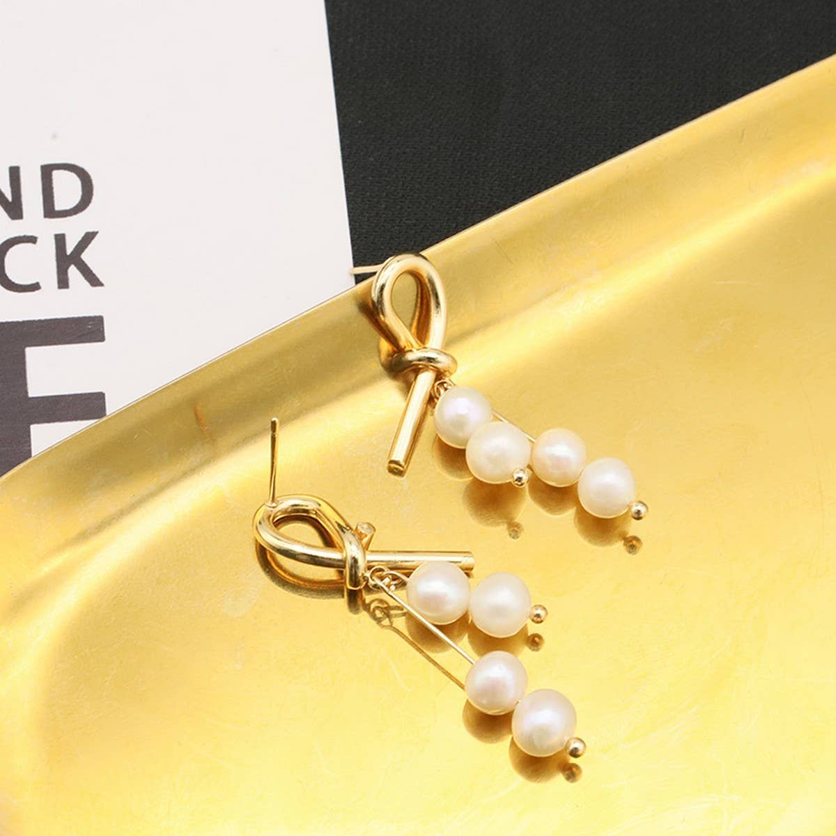 NEW RETRO SIMPLE NATURAL PEARL EARRINGS FOR WOMEN_CWAJE3820