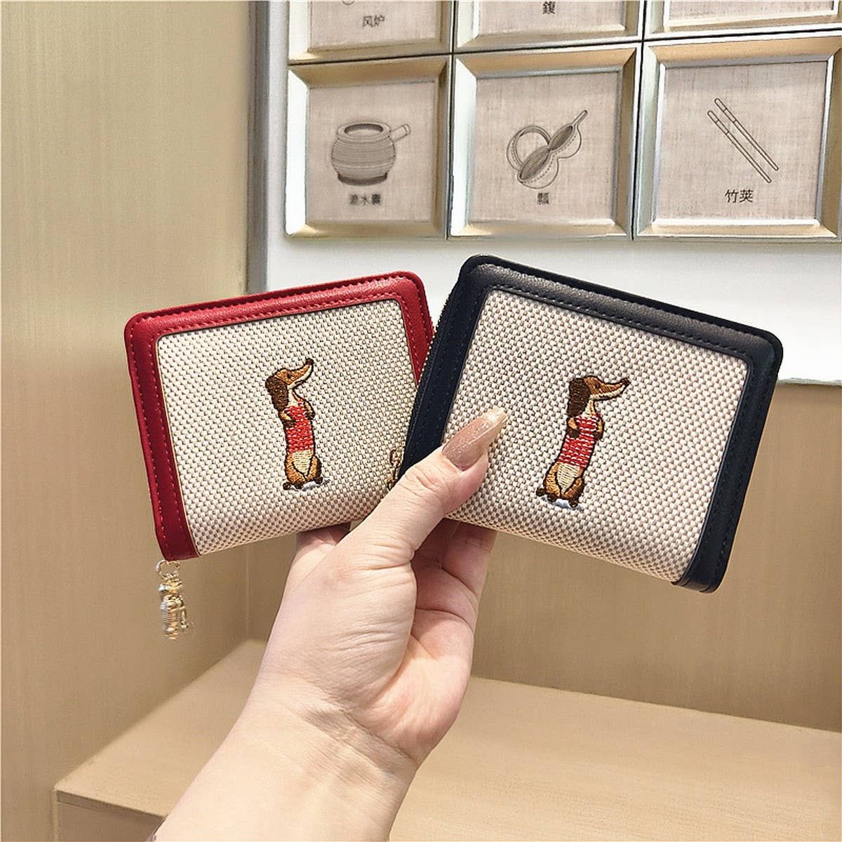 Cute Embroidered Dachshund Zip Bifold Wallet_Cwab06201