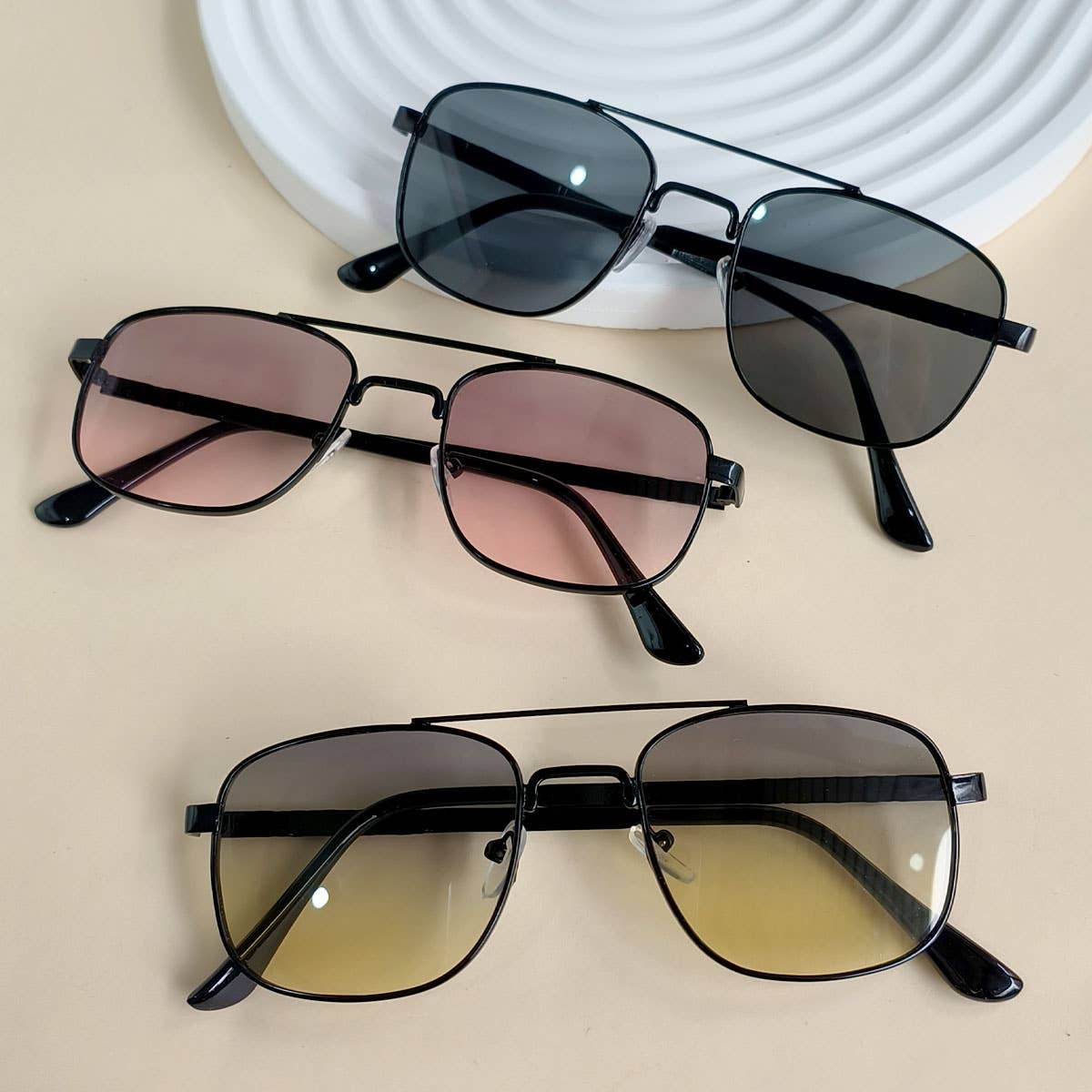 FLAT TOP FRAME SQUARE SUNGLASSES_CWASG0076
