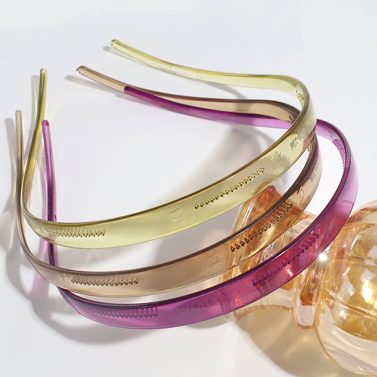 SIMPLE CASUAL JELLY COLOR HEADBAND WITH TEETH_CWAHA2262