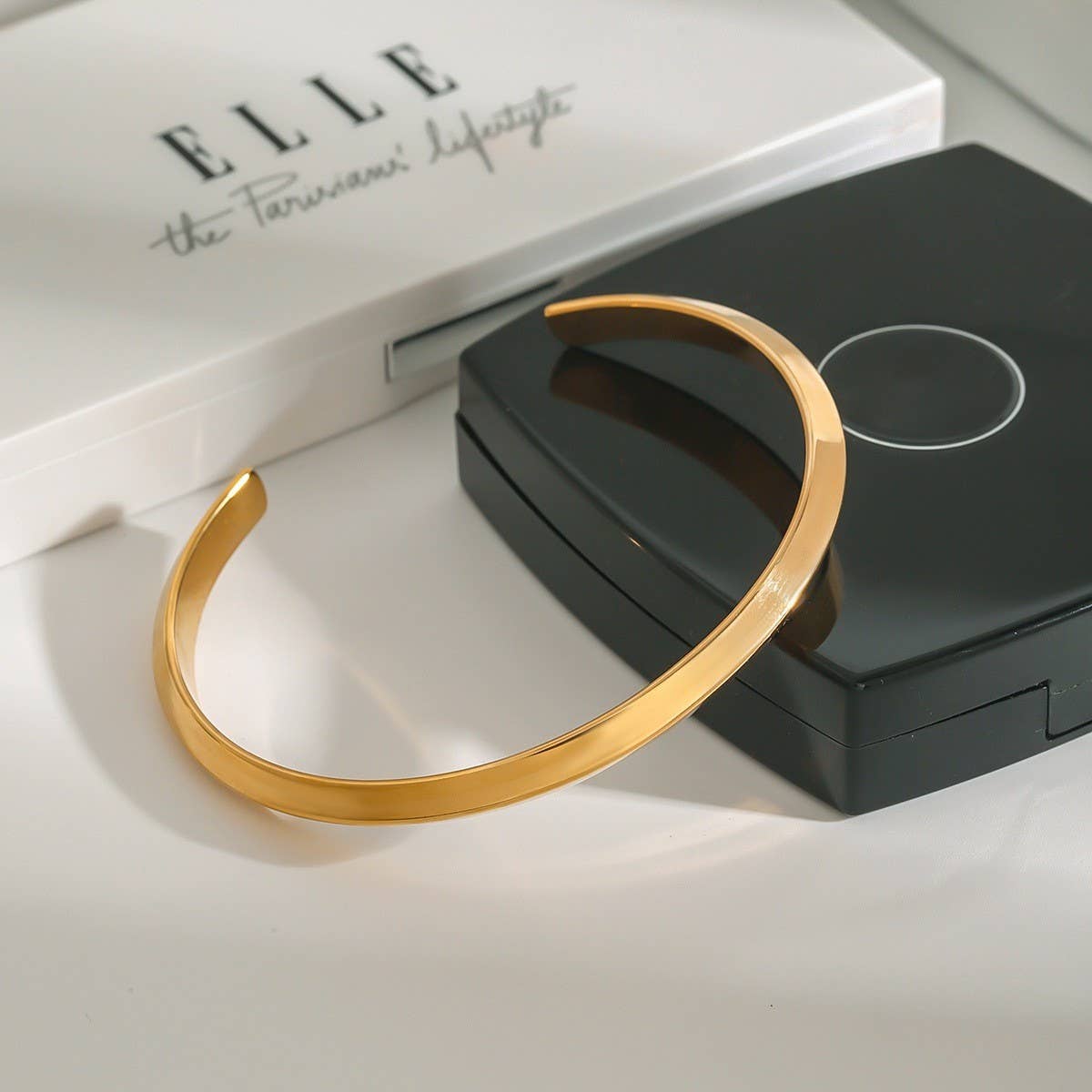 18K GOLD SMOOTH OPEN CUFF IN STAINLESS STEEL_CWAJE4785