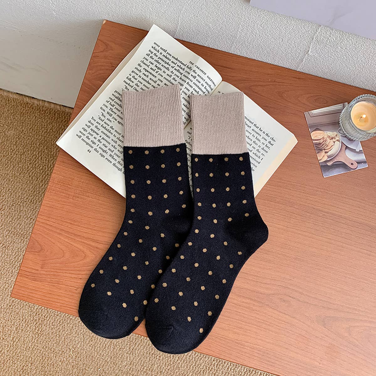 CONTRAST COLOR RETRO POLKA DOT SOCKS_CWMS0962