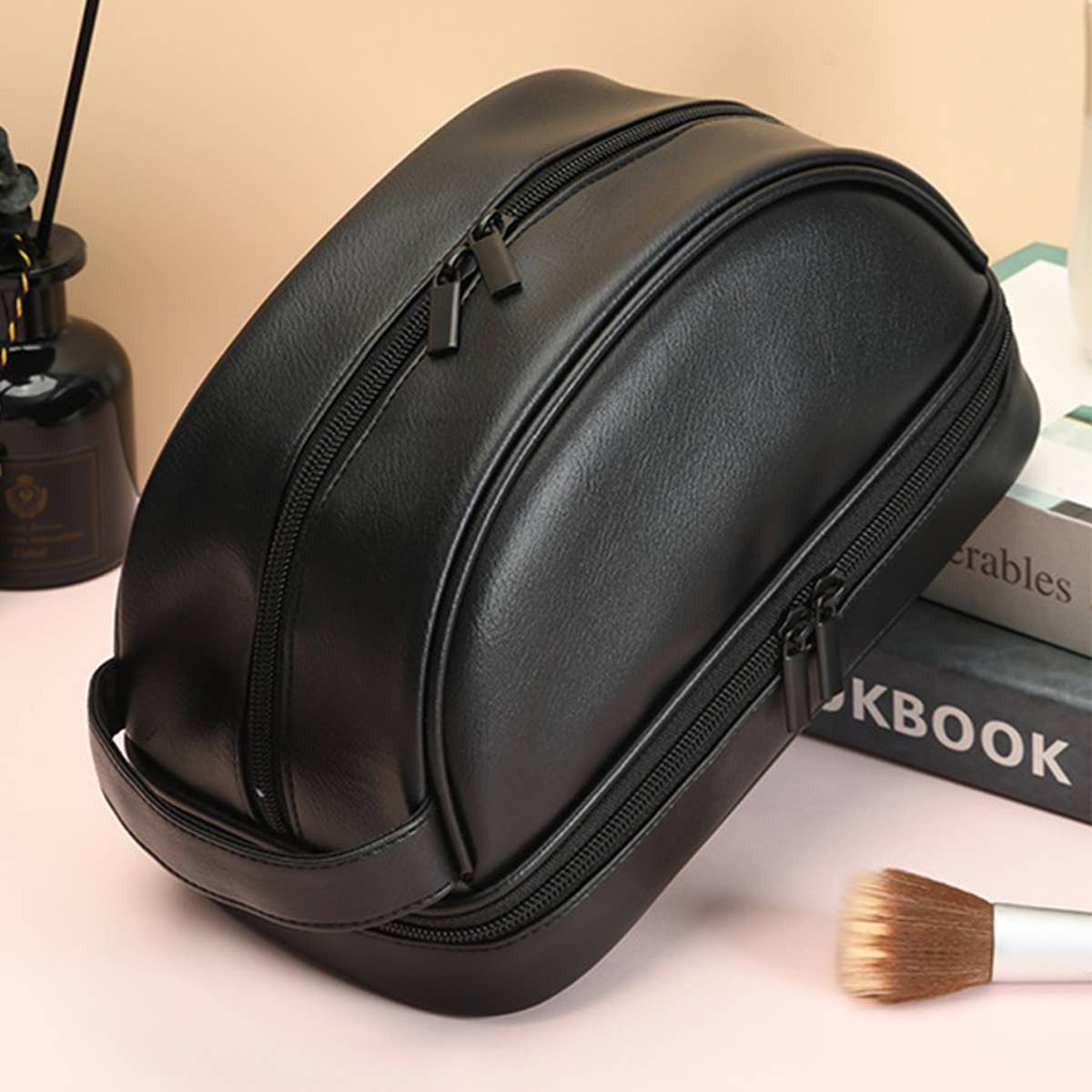 PORTABLE PU LEATHER COSMETIC BAG_CWAB0577
