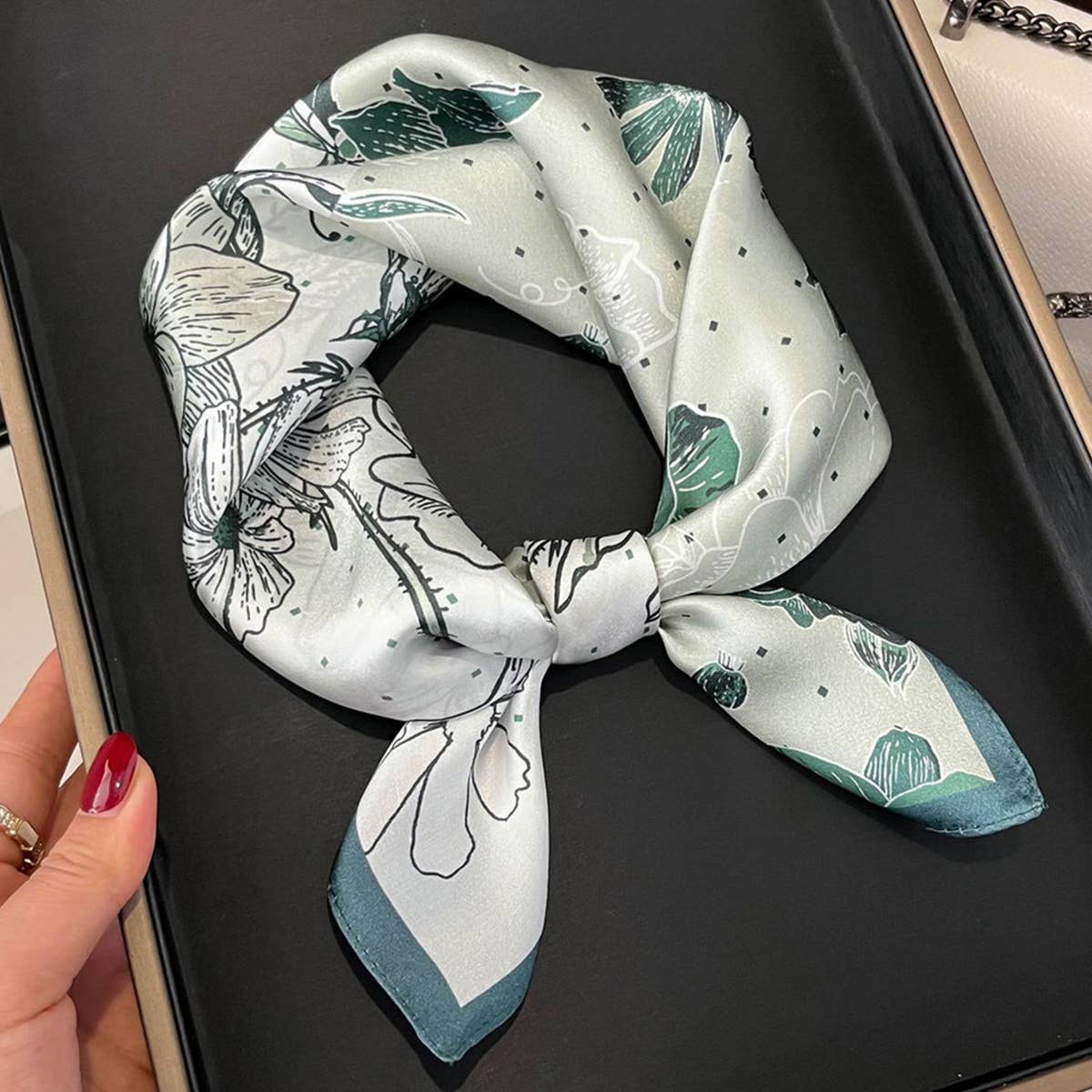 SILK SQUARE SCARF FOR WOMEN SPRING FALL GIFT_CWASC0563