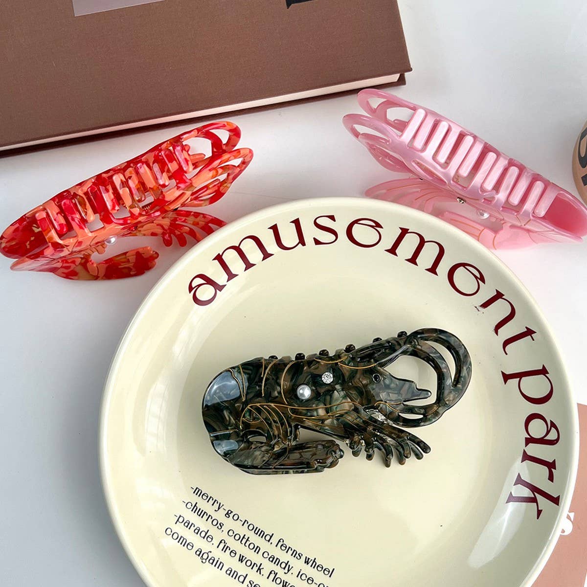 OCEAN CREATURES ACETATE HAIR CLAW CLIP_CWAHA5742