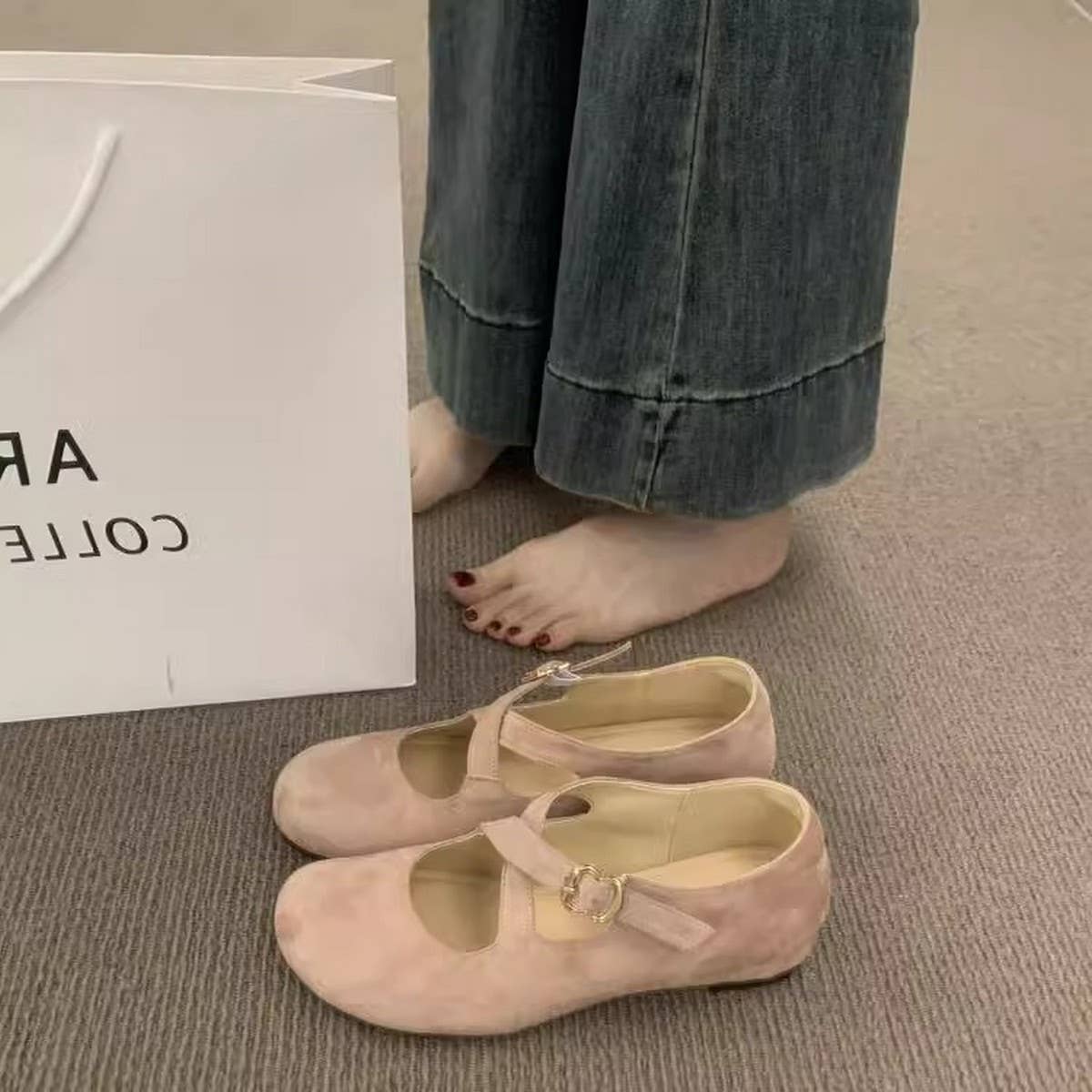 SUEDE CROSS STRAP WEDGE MARY JANE FLATS_CWSHF0129