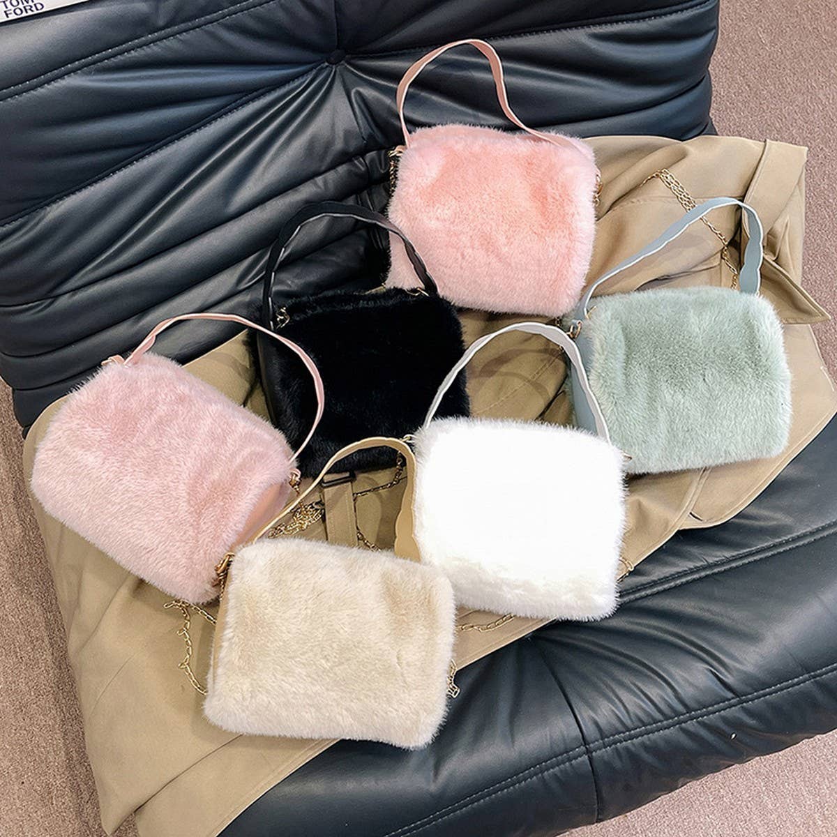 Winter Fashion One-Shoulder Crossbody Plush Bag_Cwab3936