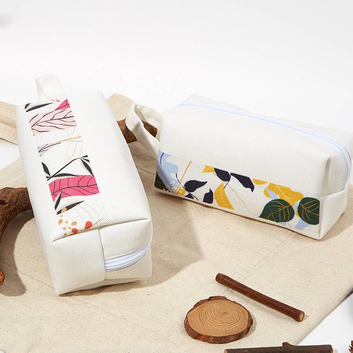 PRINTED WASH BAG CANVAS MAKEUP BAG_CWAB1442