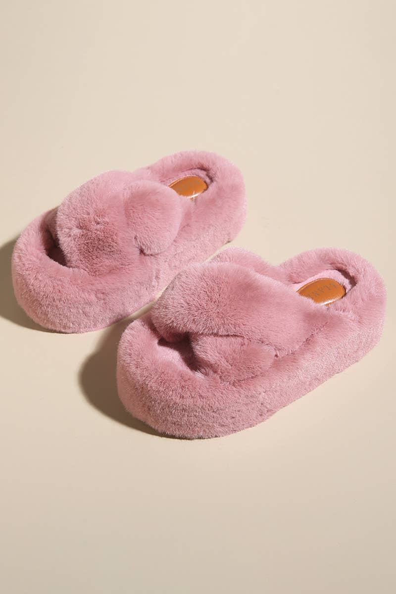 THICK SOLE CROSS STRAP FLUFFY BEDROOM SLIPPERS_CWSHS0230