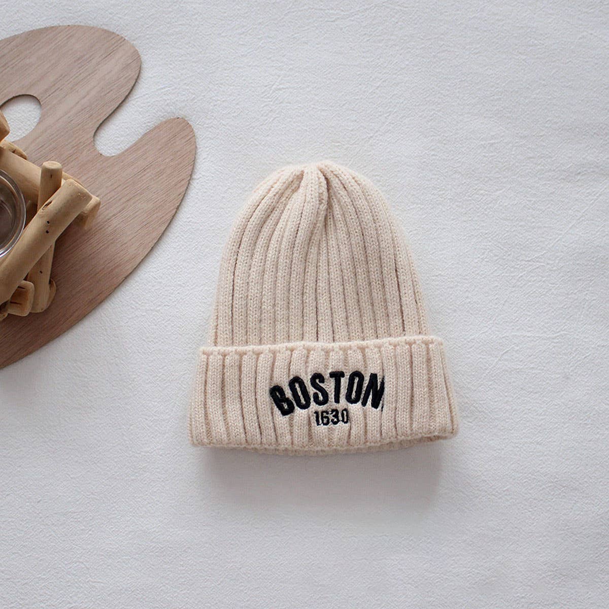 Versatile Letter Vertical Striped Knitted Hat_Cwah2924