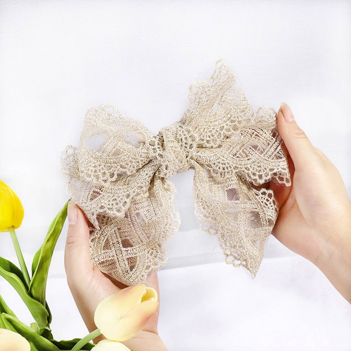 PALACE STYLE HAIR BOW EMBROIDERY HAIRPINS_CWAHA1186