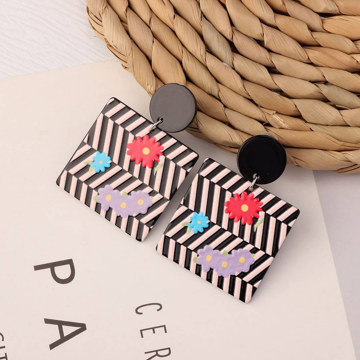 SWEET GIRL COLORFUL FLOWER ACRYLIC EARRINGS_CWAJE3993