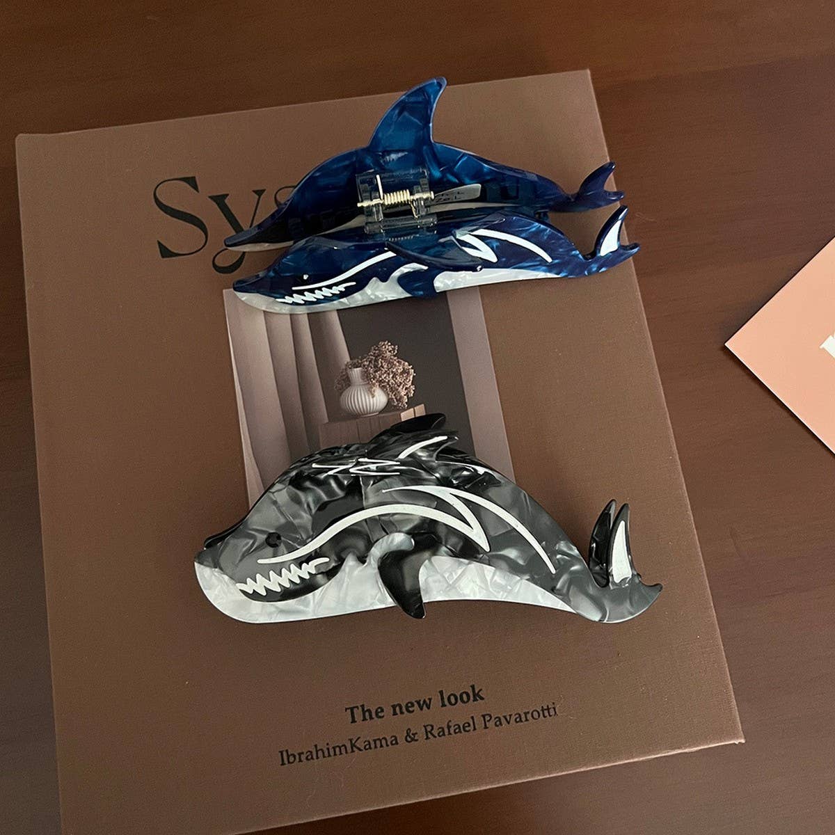 SHARK SERIES ACETATE HAIR CLAW CHIC BACK CLIP_CWAHA5964