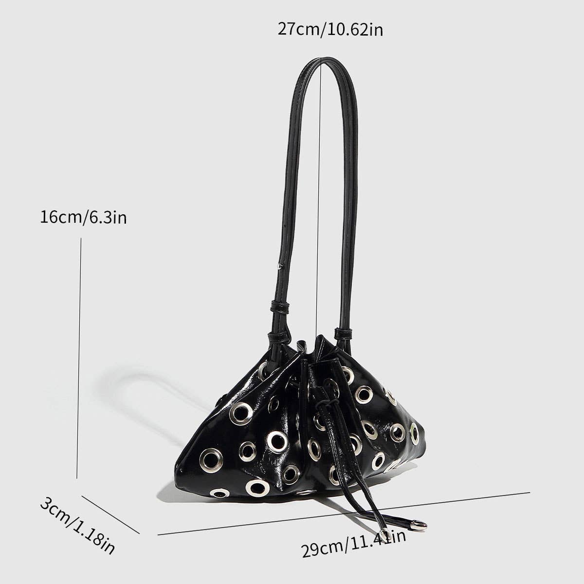 METAL EYELET BUCKET BAG WITH RIVETS FOR WOMEN_CWAB5682
