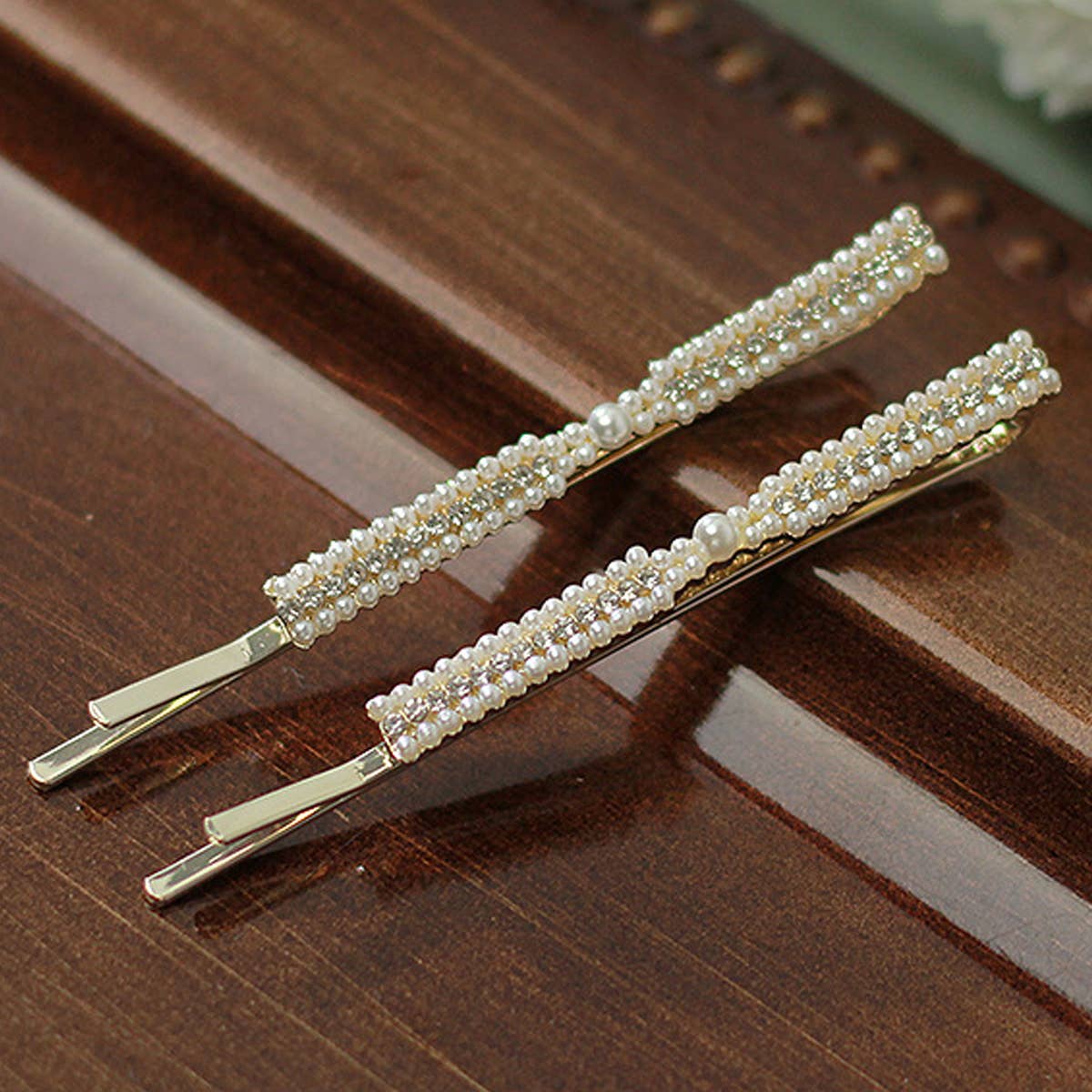 2 PIECE ELEGANT PEARL HAIR PIN SET_CWAHA1217
