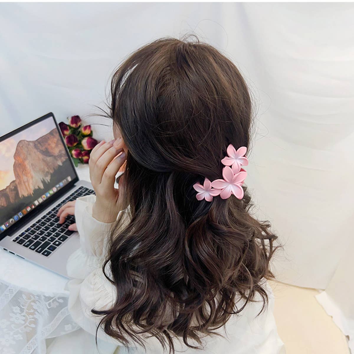 CANDY COLOR TRIPLE FLOWER HAIR CLAW CLIP_CWAHA1583