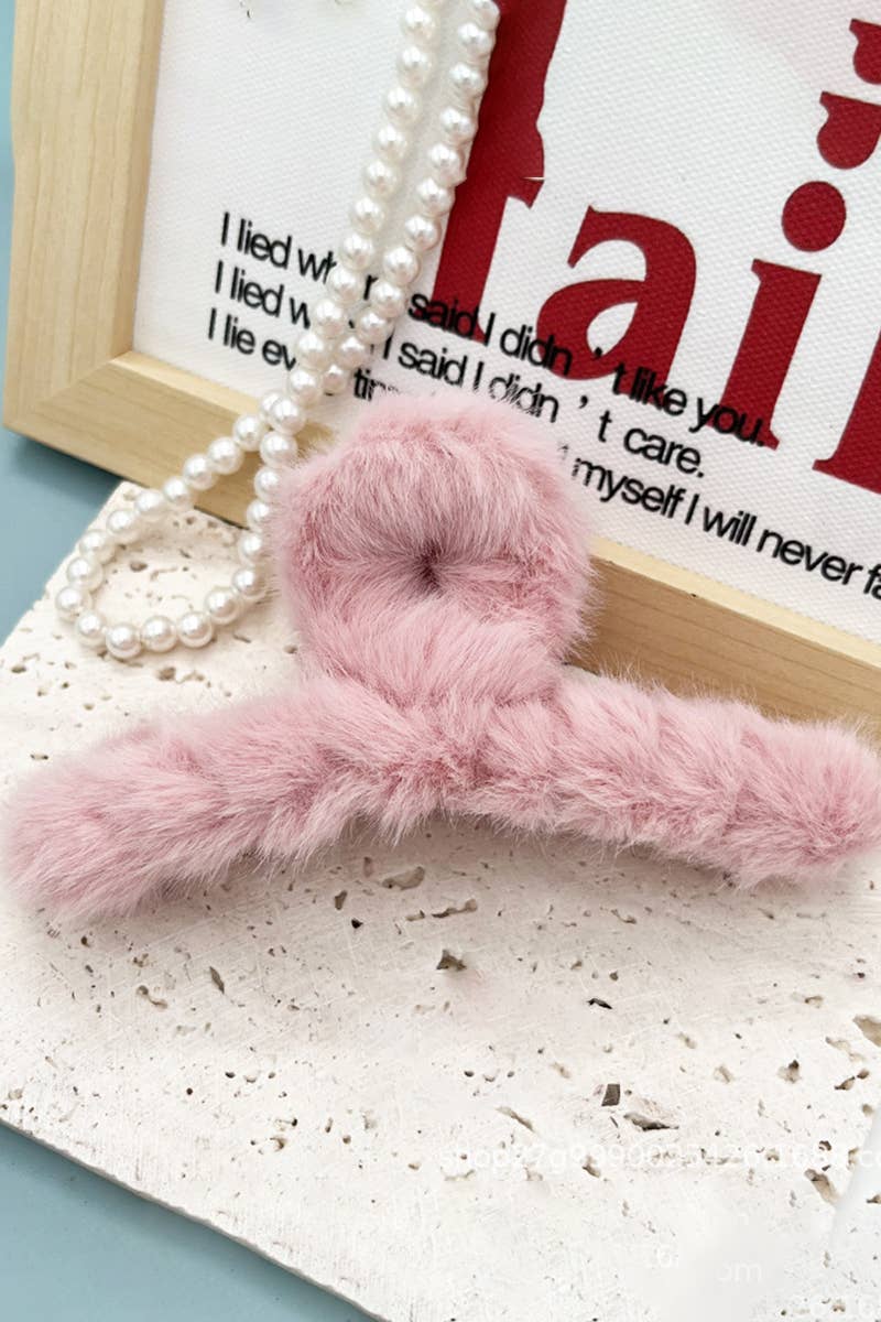 MULTICOLOR FAUX RABBIT FUR HAIR CLAW CLIP TWIST_CWAHA0153