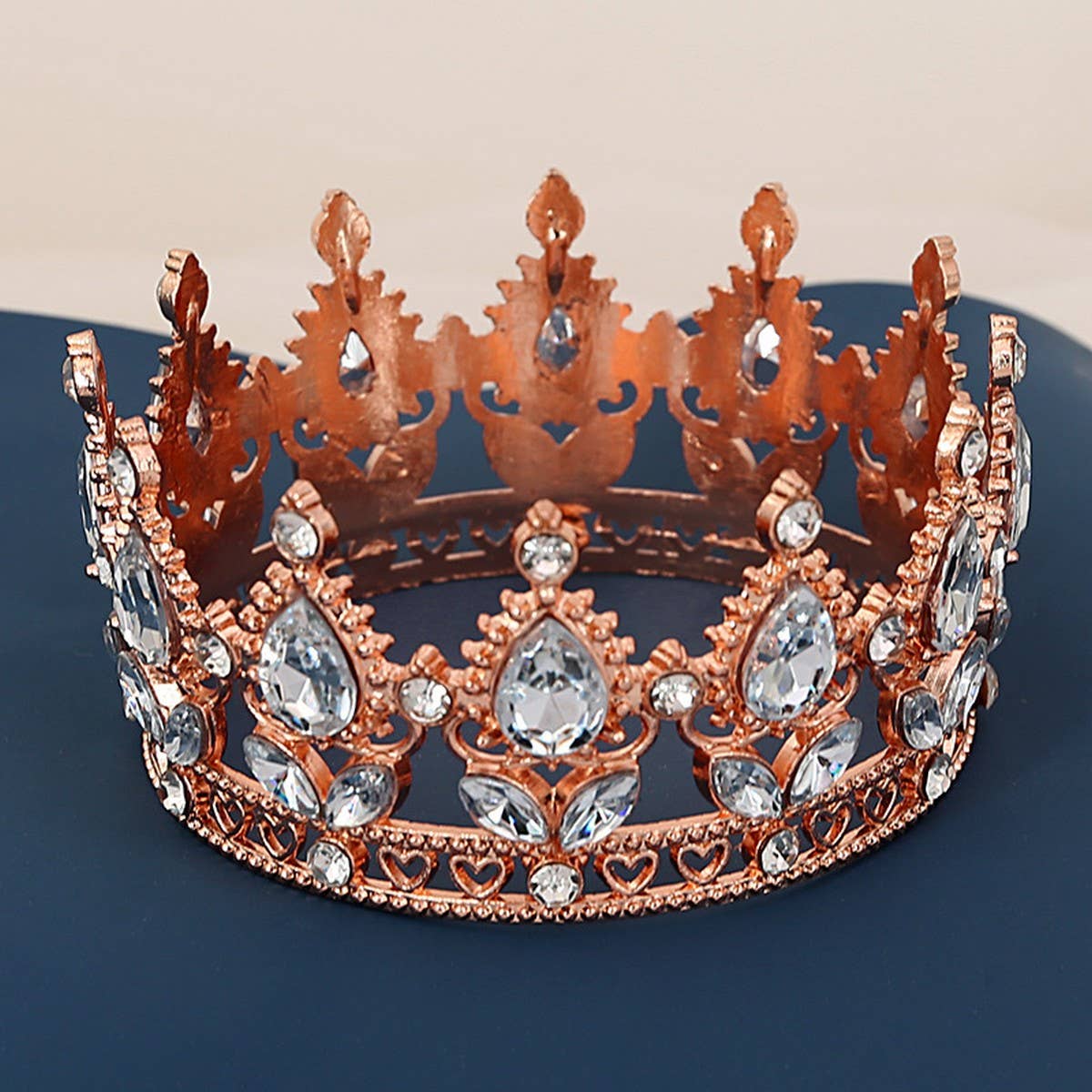 FLOWER CAKE DECORATION WEDDING CRYSTAL TIARAS_CWMM2012