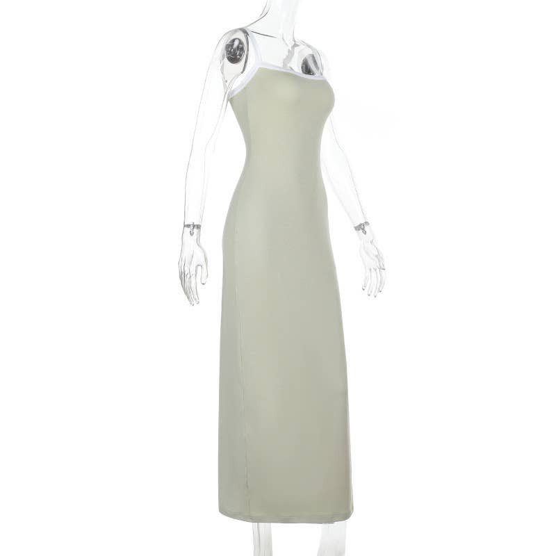 Solid-Color Sleeveless Halter Dress Covers Hips