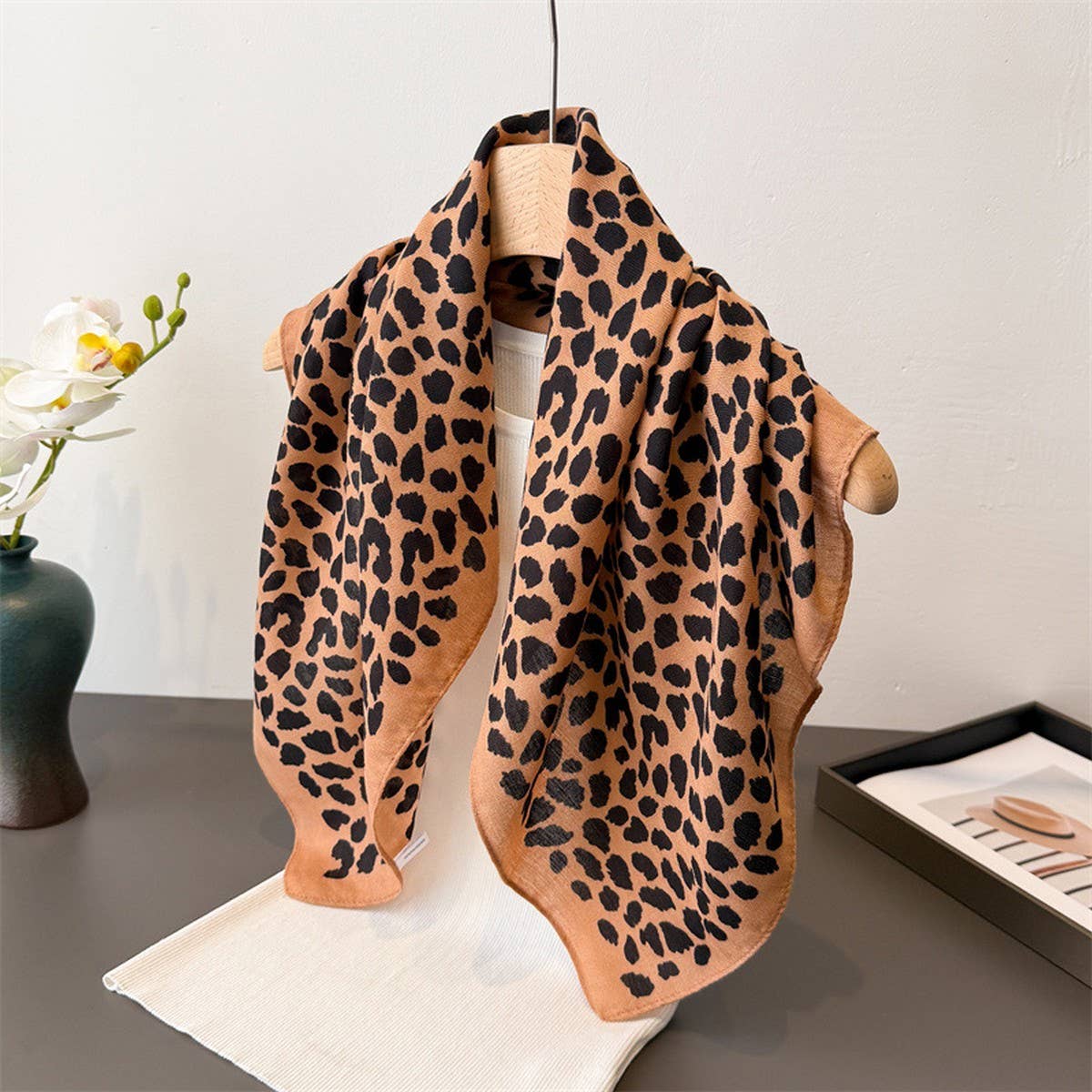 Vintage Leopard Herringbone Linen Headscarf_Cwasc03426