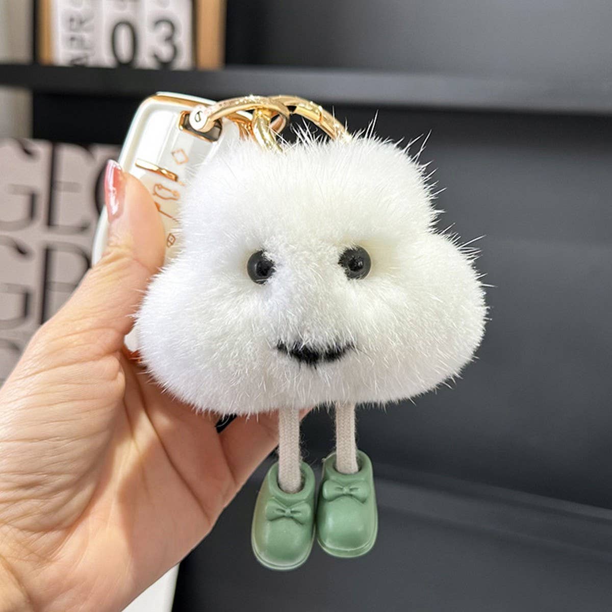 CUTE LITTLE CLOUD CAR KEYCHAIN PENDANT ACCESSORIES_CWMM2597